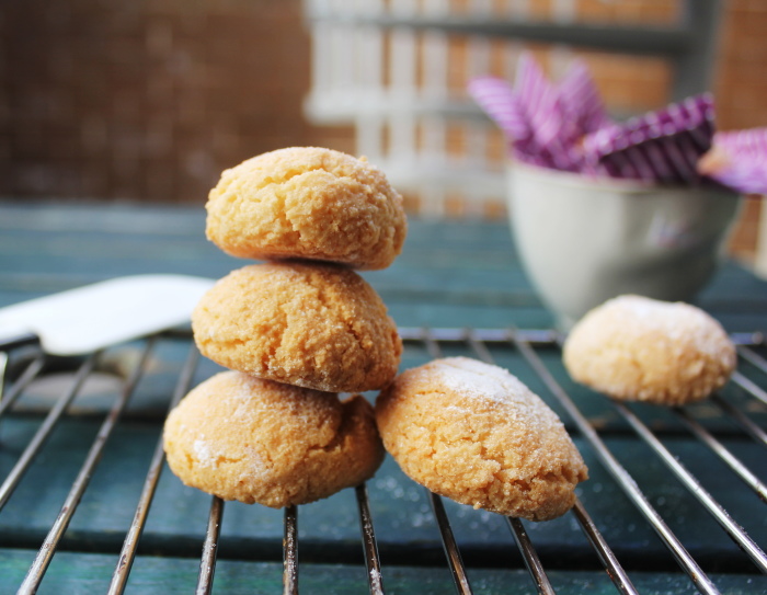 gluten free amaretti cookies