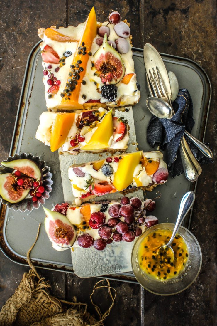 Ice cream tart with summer fruits