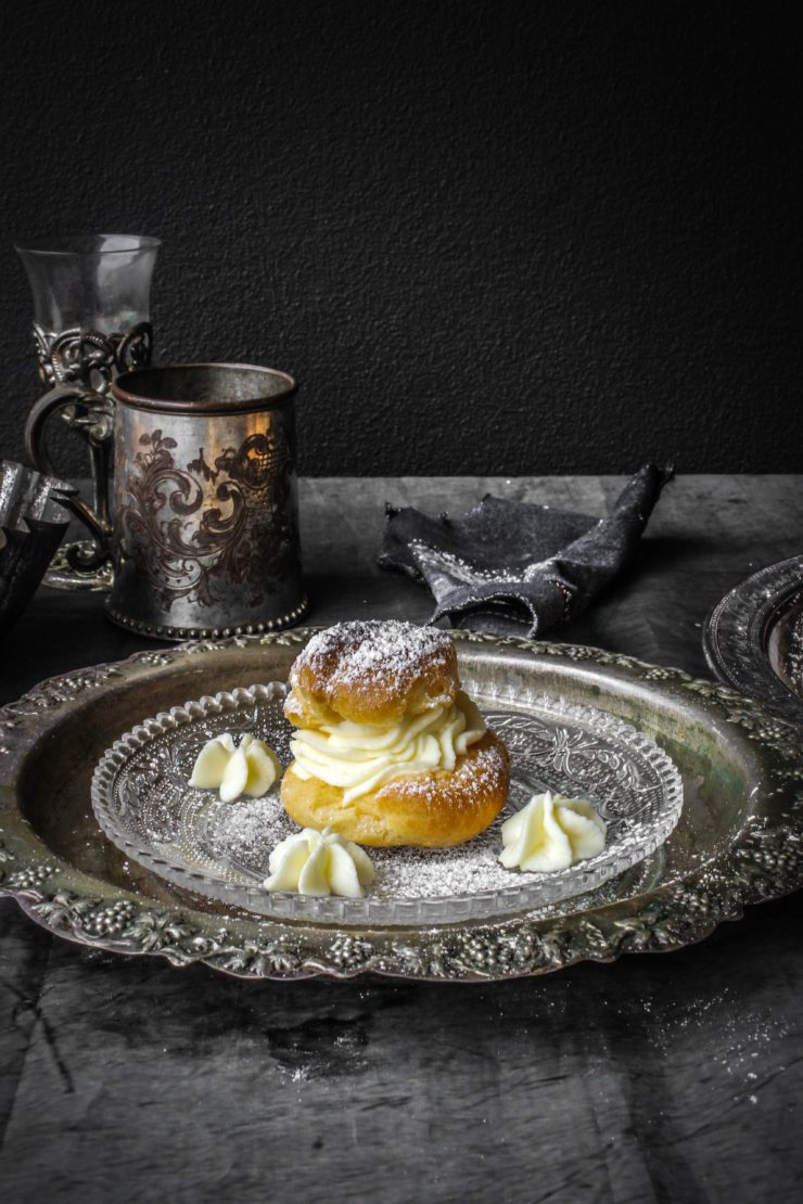 Cream-Puffs-with-Orange-whipped-Mascarpone