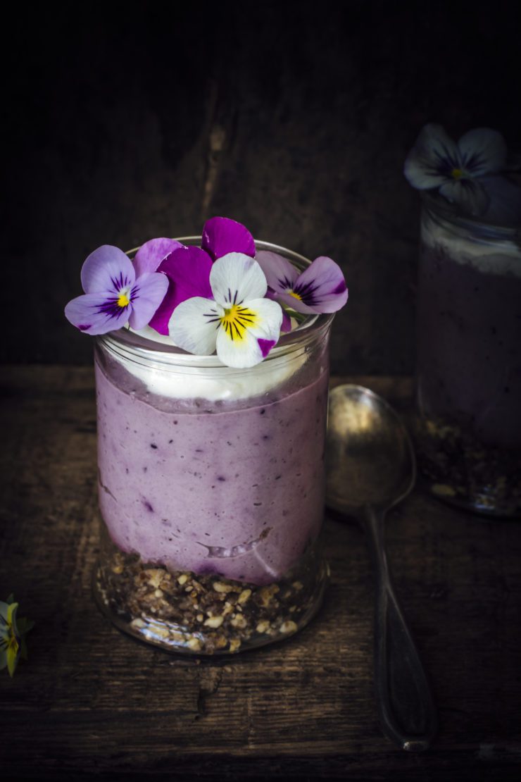 raw berry cheesecake