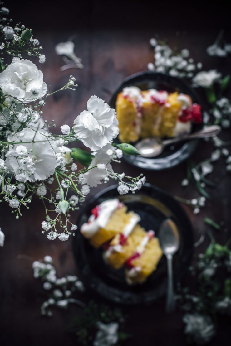 Coconut And Raspberry cake