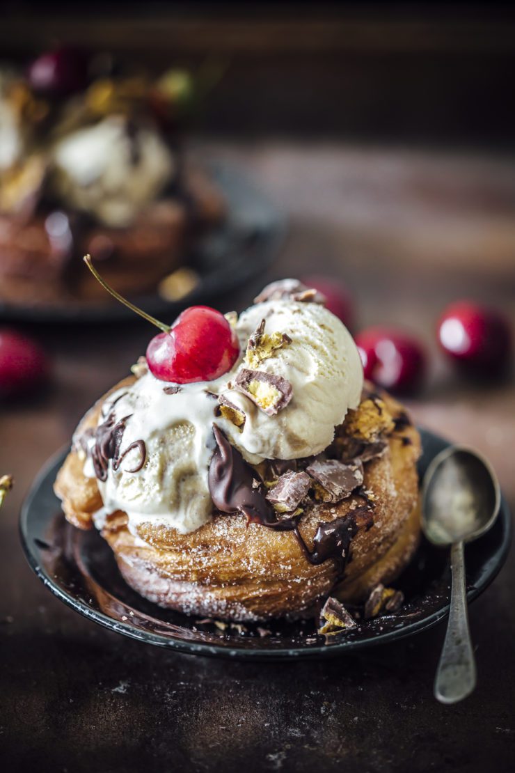 Churro Bowls with Baileys Ice Cream