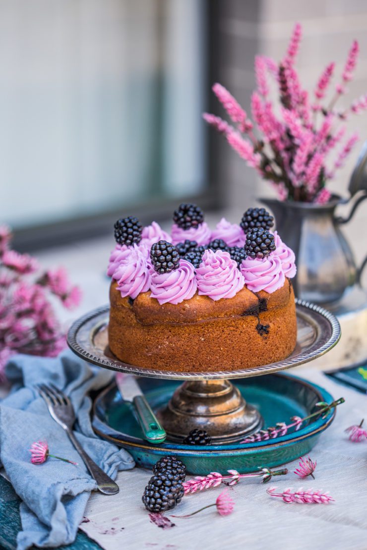 Blackberry and Cardamom Sour Cream Cake