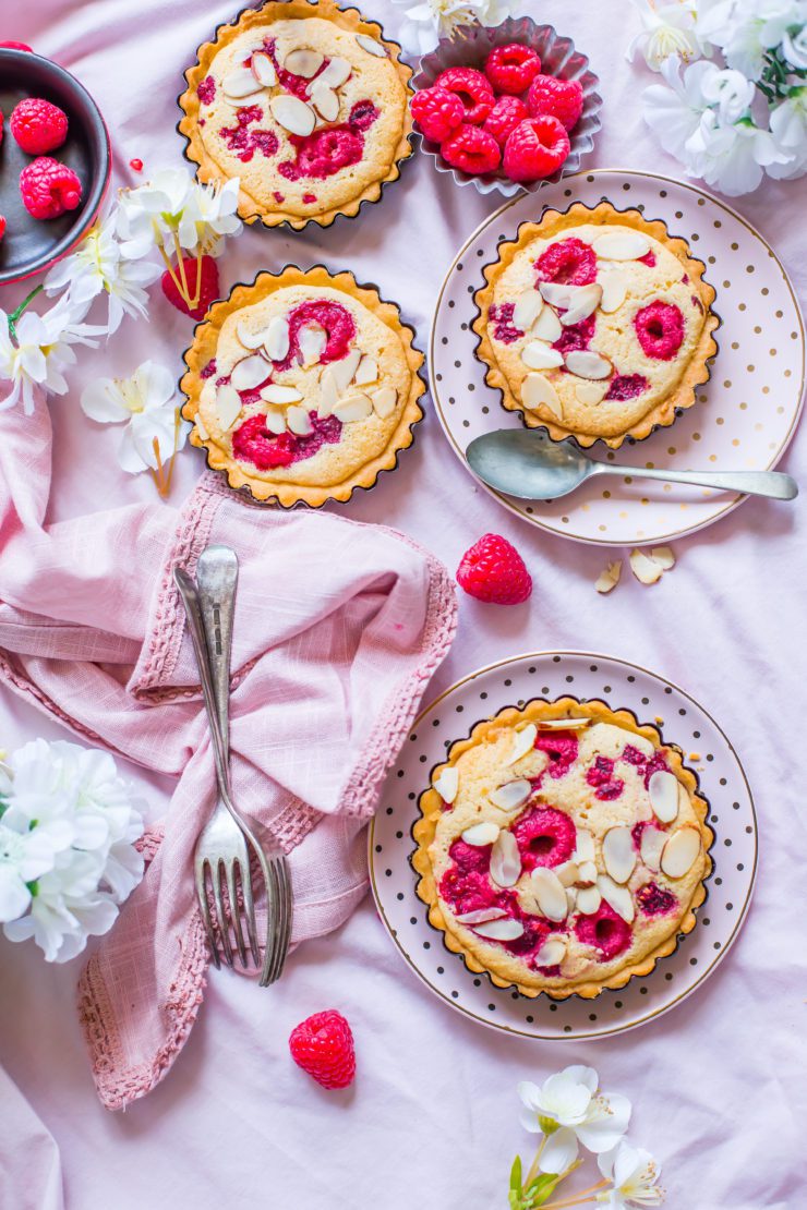 raspberry frangipane tart