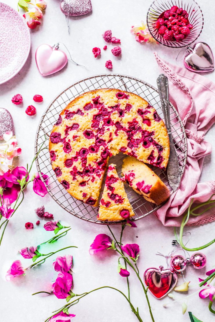 Raspberry and Yoghurt Cake