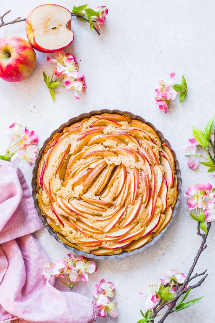 apple and cinnamon cake