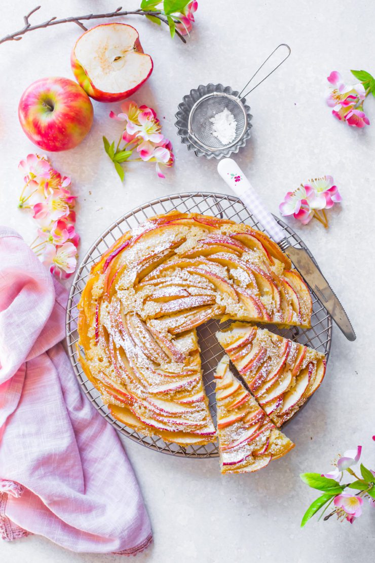 apple and cinnamon cake