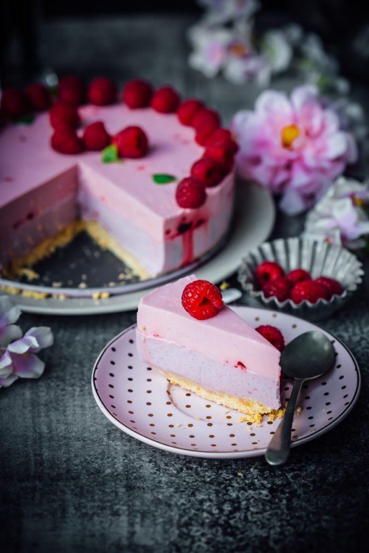 raspberry blackcurrant bavarian cake