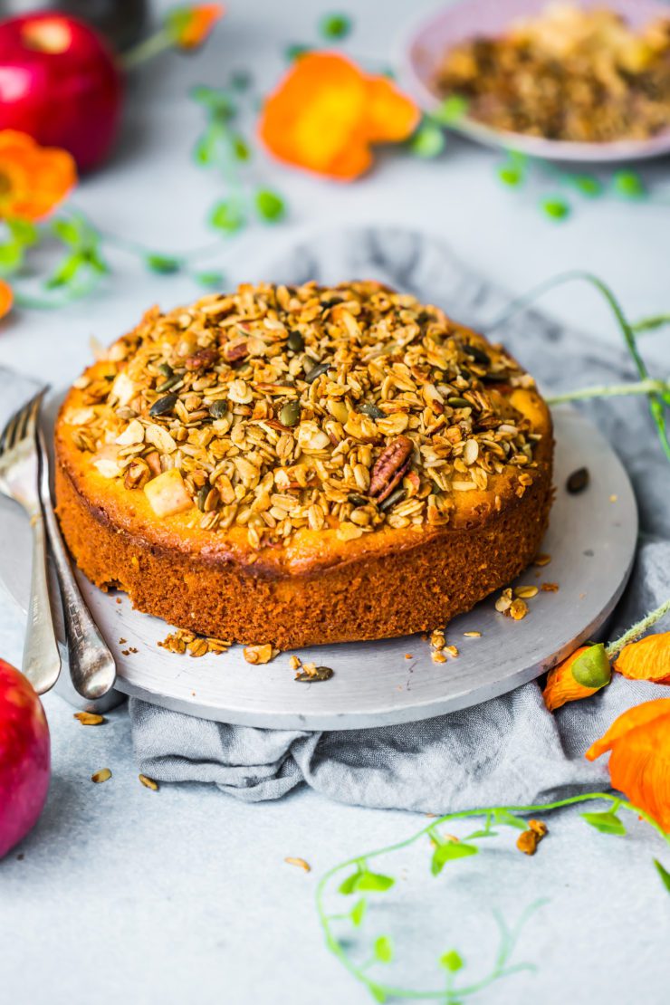 Honey and Apple Granola Cake