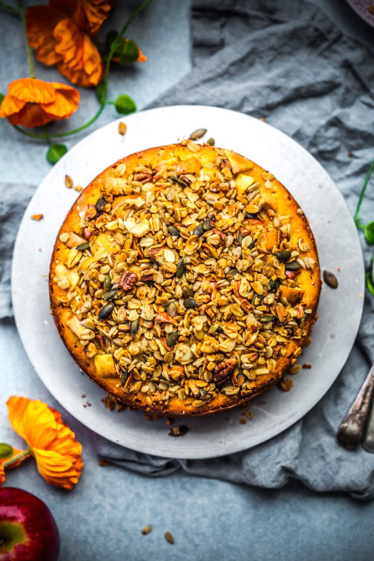 Honey and Apple Granola Cake