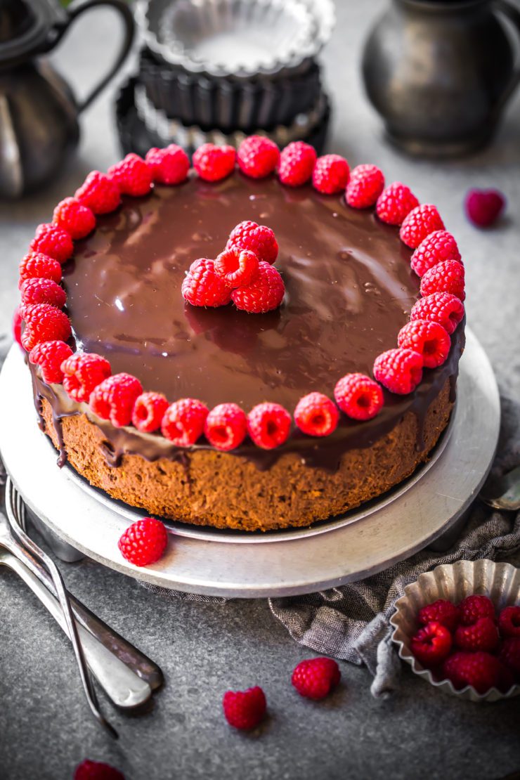 Easy Chocolate Mousse Cake 