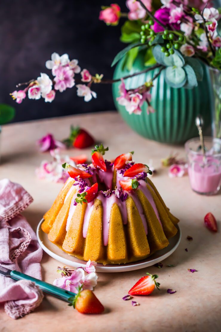 Strawberry and Cardamom Cake