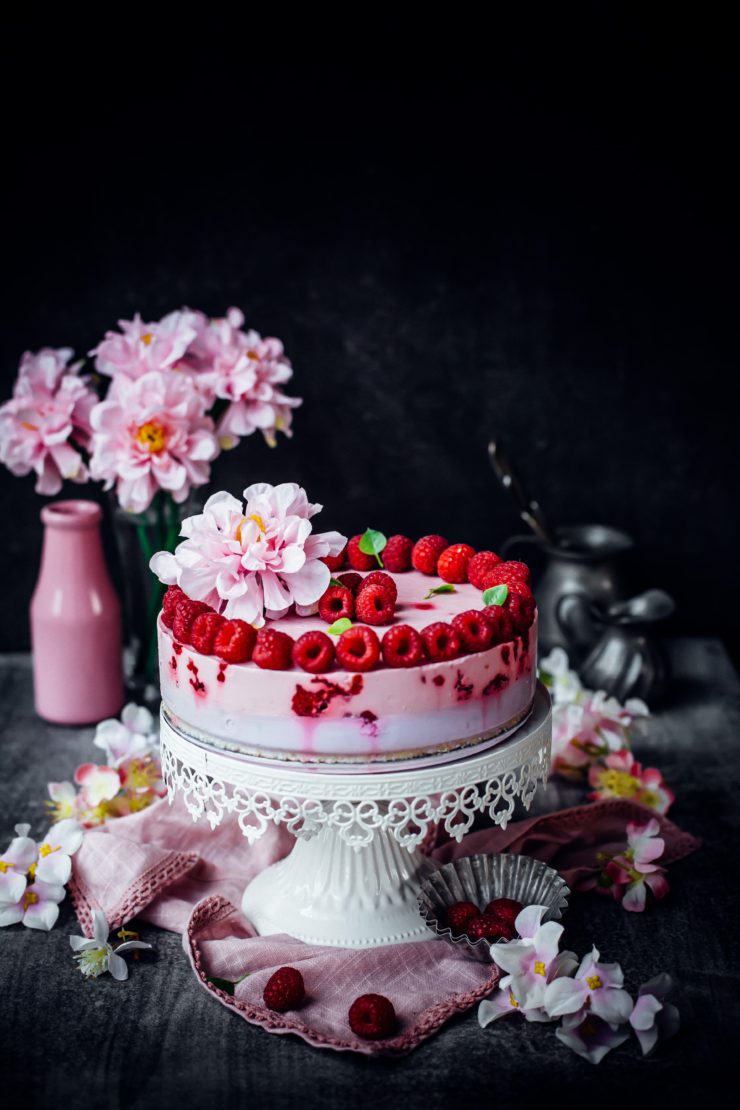 Edible flower cake with sweet geranium, blackcurrant & vanilla